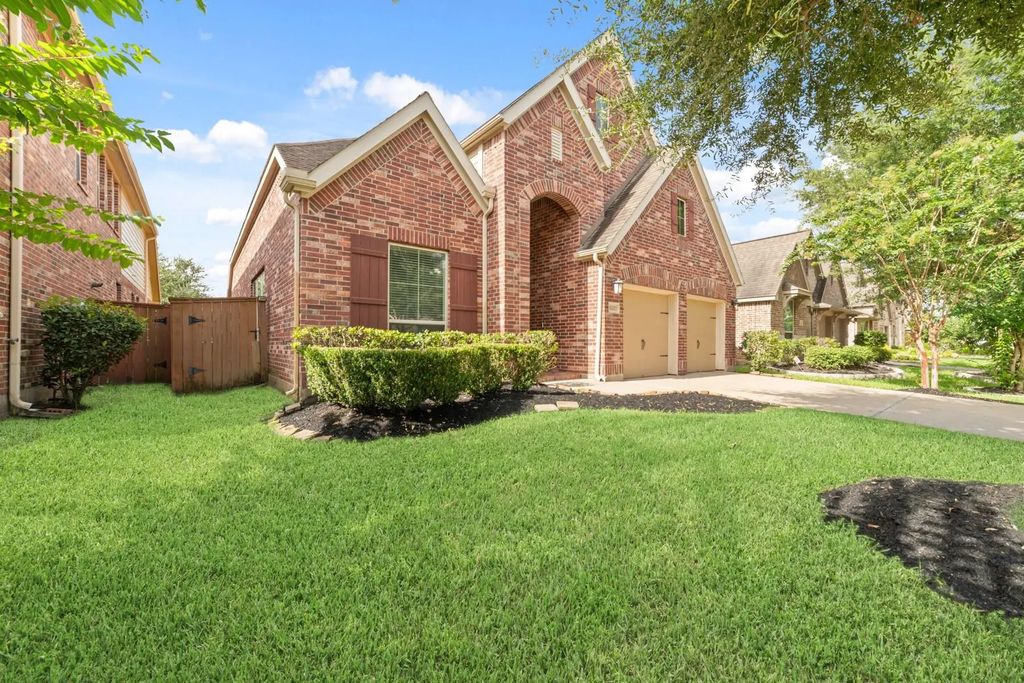 17623 Barrowfield Lane, Richmond