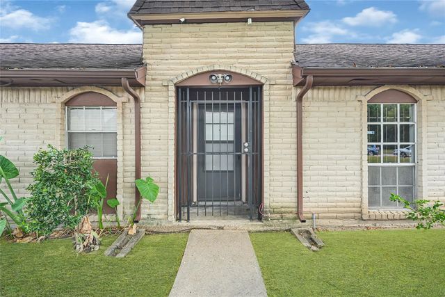 7064 Jetty Lane, Houston