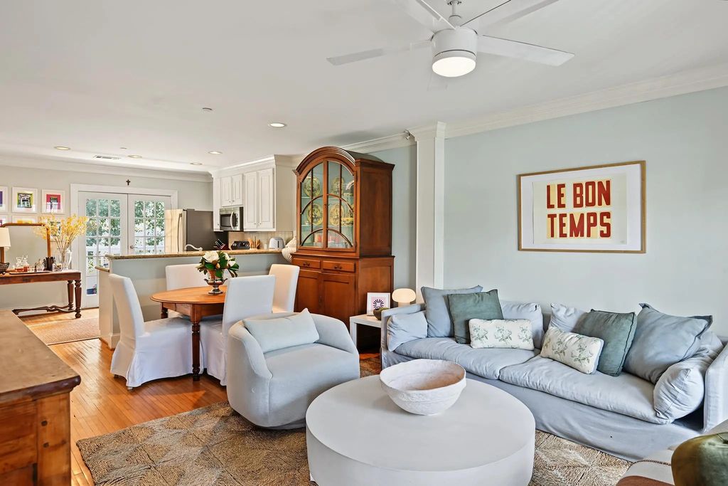 1621 Heights Boulevard 7, Houston