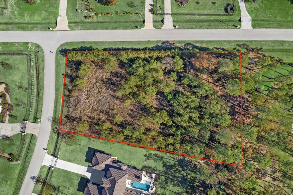 5018 Newport Court, Spring