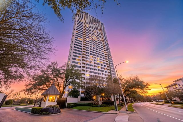 2001 Holcombe Boulevard 803, Houston