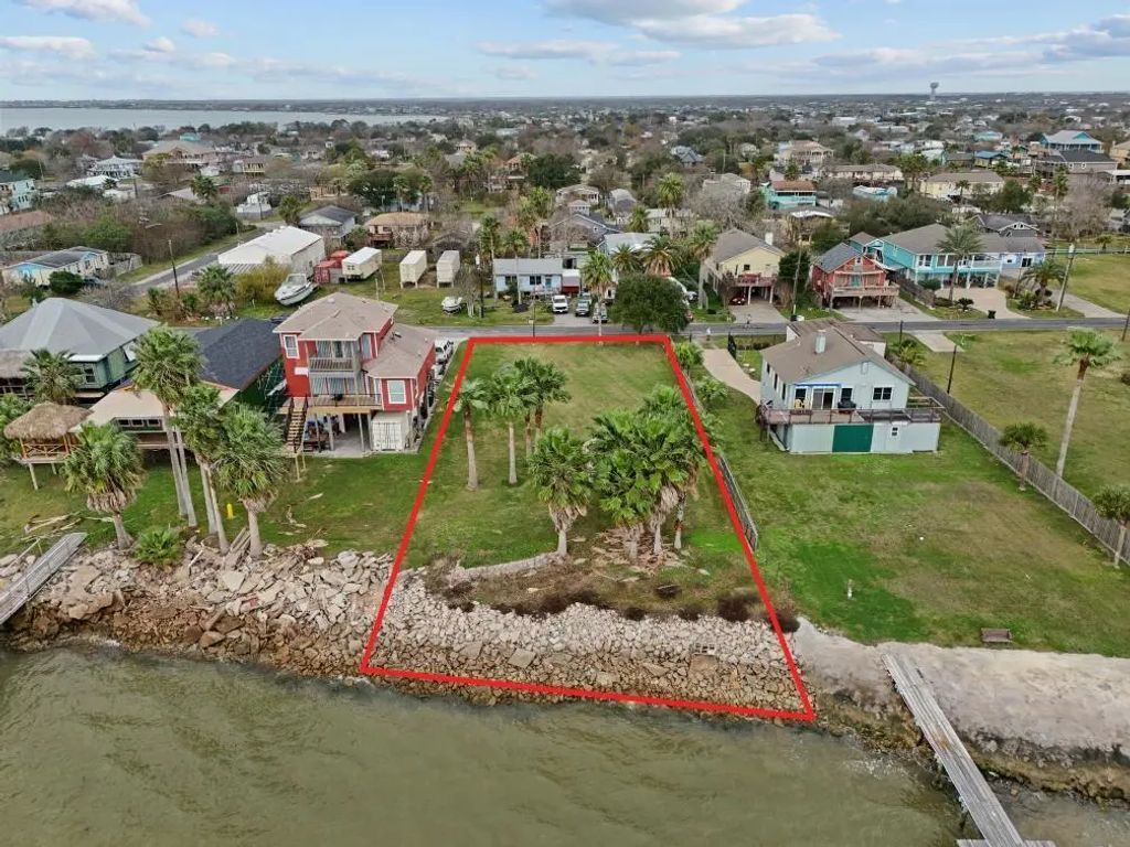 1035 6th Street, San Leon