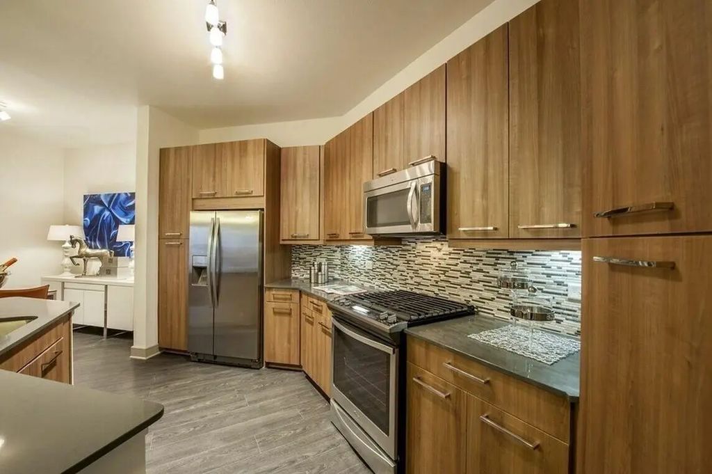 2111 Westheimer Road 1419, Houston