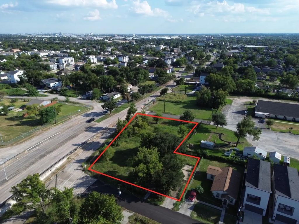 Nichols Street, Houston