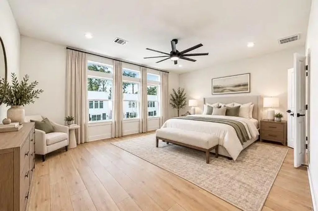 4532 Creekmont Drive, Houston