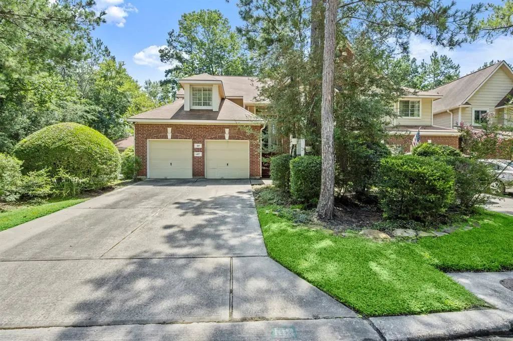 109 Avonlea, The Woodlands