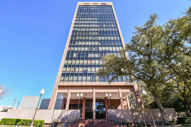 5150 Hidalgo Street 805, Houston