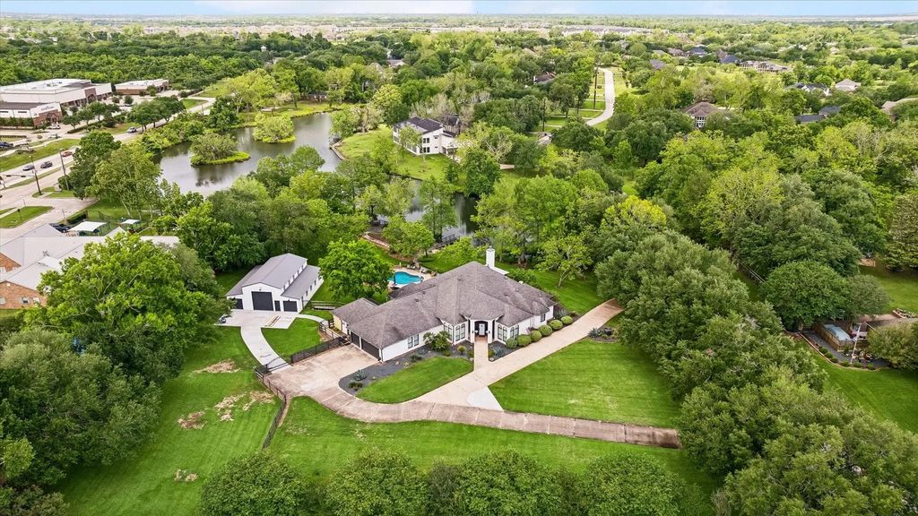 4419 Diamond Springs Drive, Missouri City