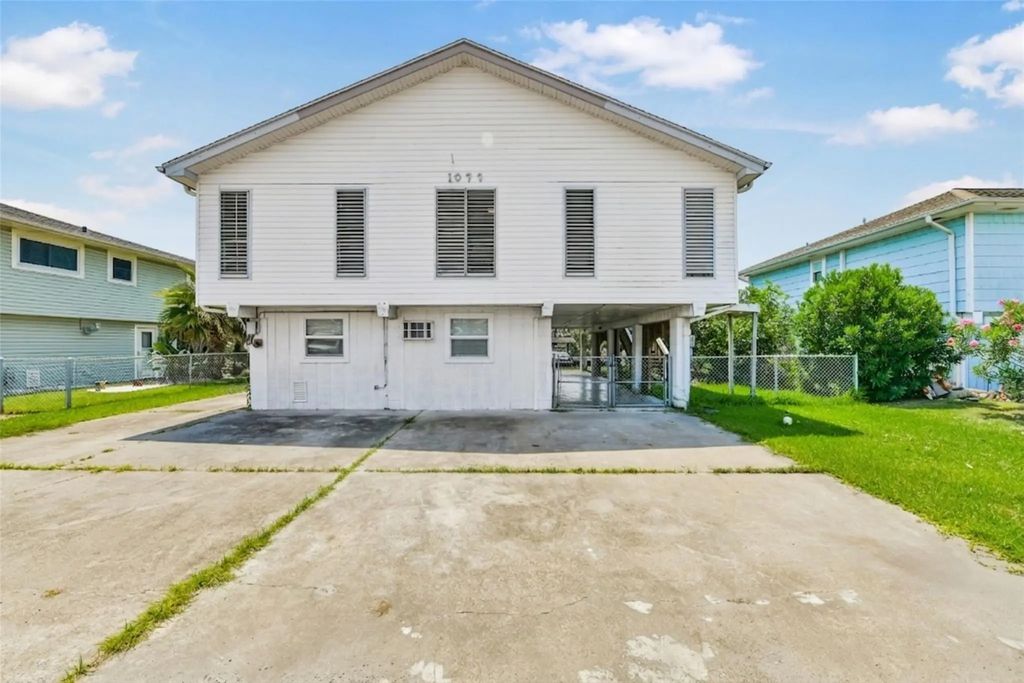 1073 Redfish Street, Bayou Vista