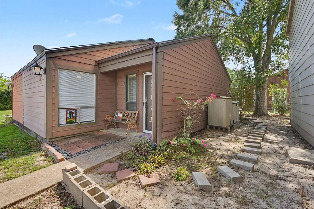 25 Townhouse Lane Th25, Trinity