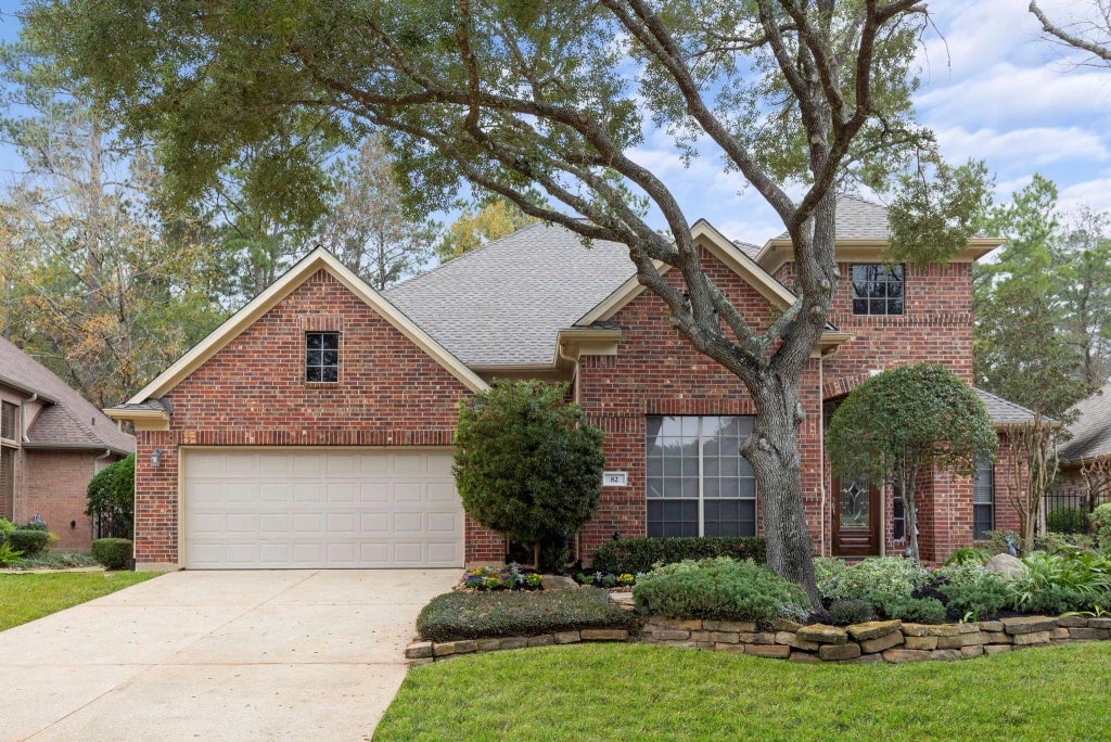 82 S Warbler Bend Circle, The Woodlands