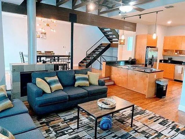 318 Mcalpine Street, Houston