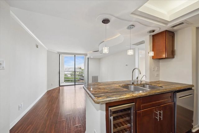 3525 Sage Road 512, Houston