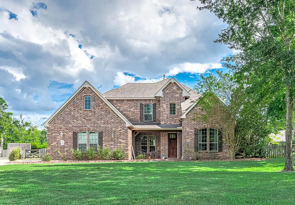 17607 Country Grove, Magnolia