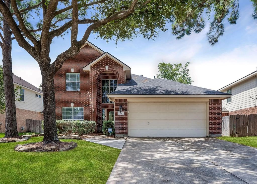 20915 Sandy Briar Court, Spring