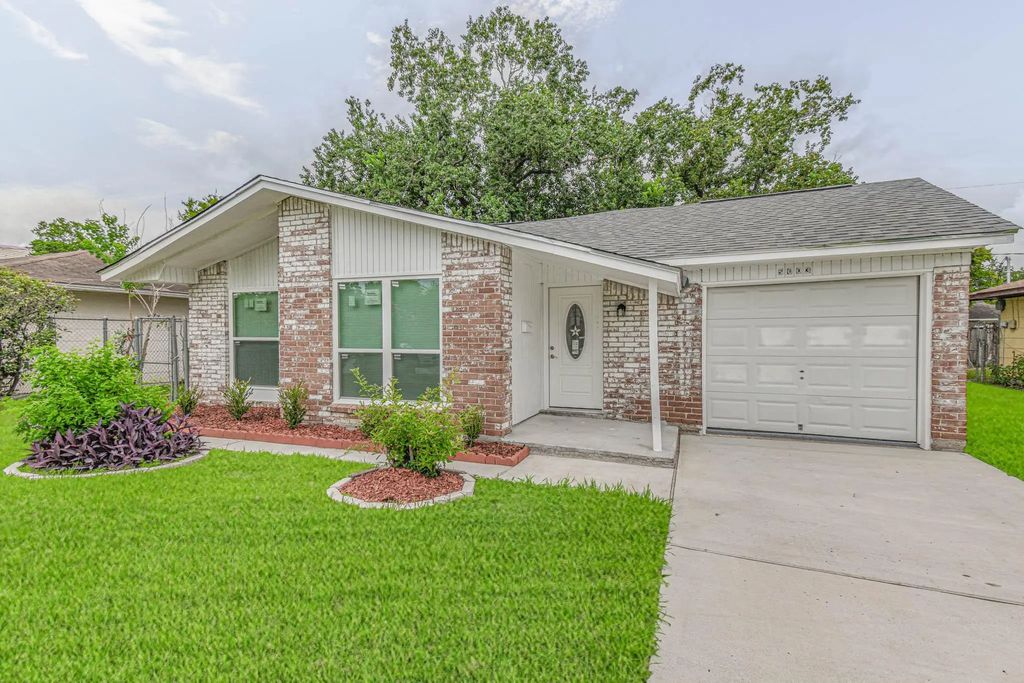 5003 Denoron Drive, Houston