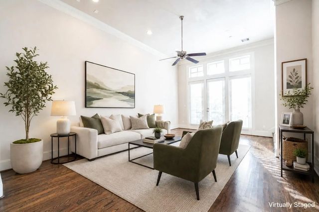 1027 Saint Charles Street, Houston