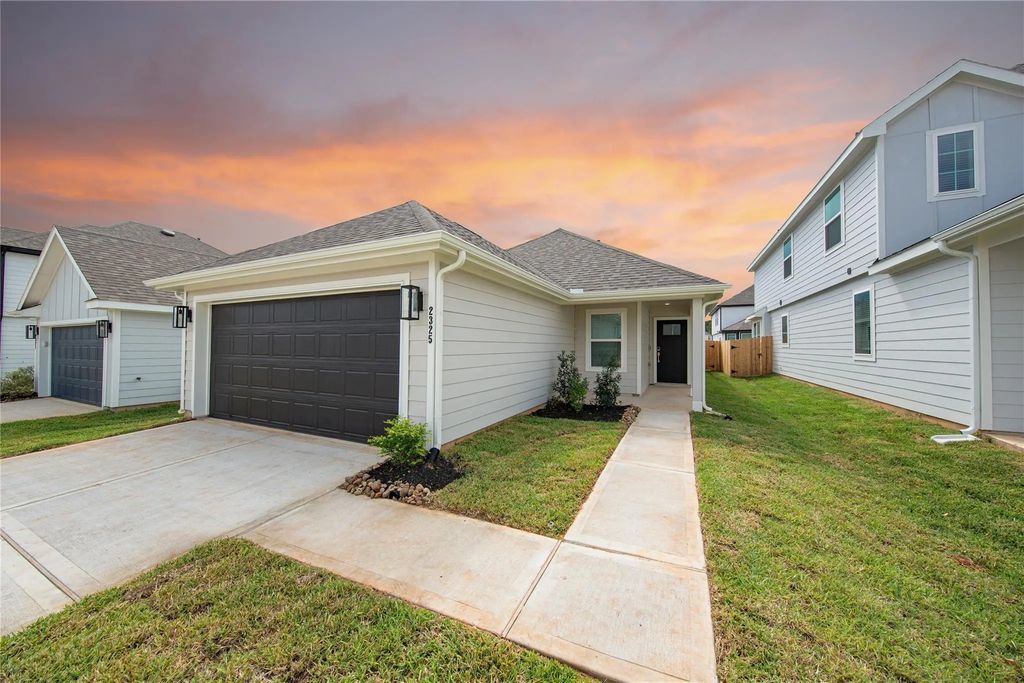 2325 Nooksack Drive, Conroe