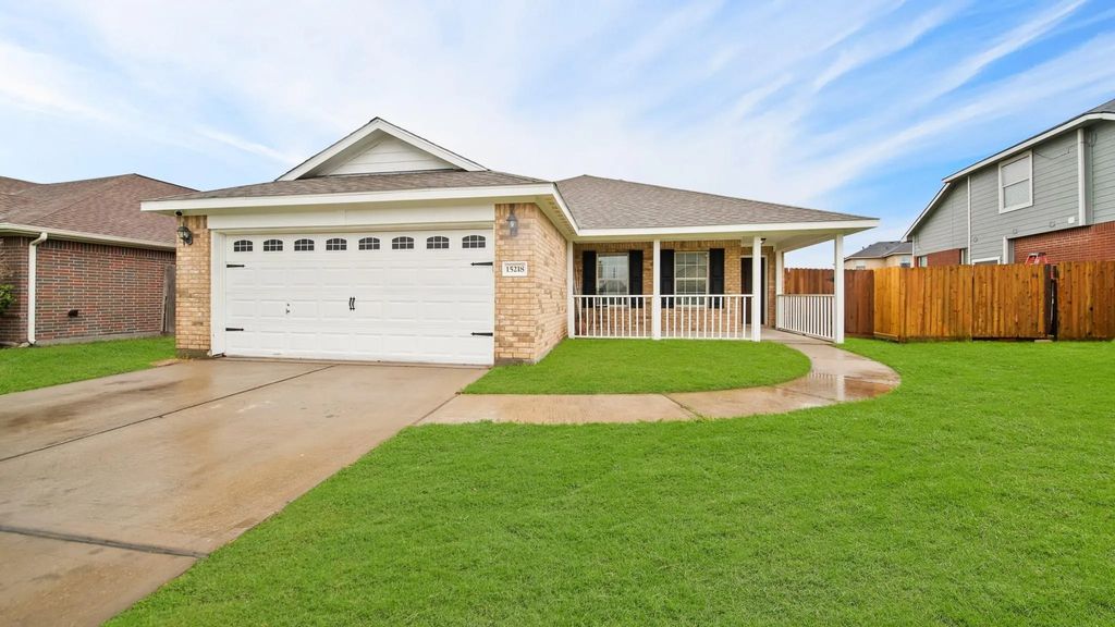 15218 Arnold, Cove