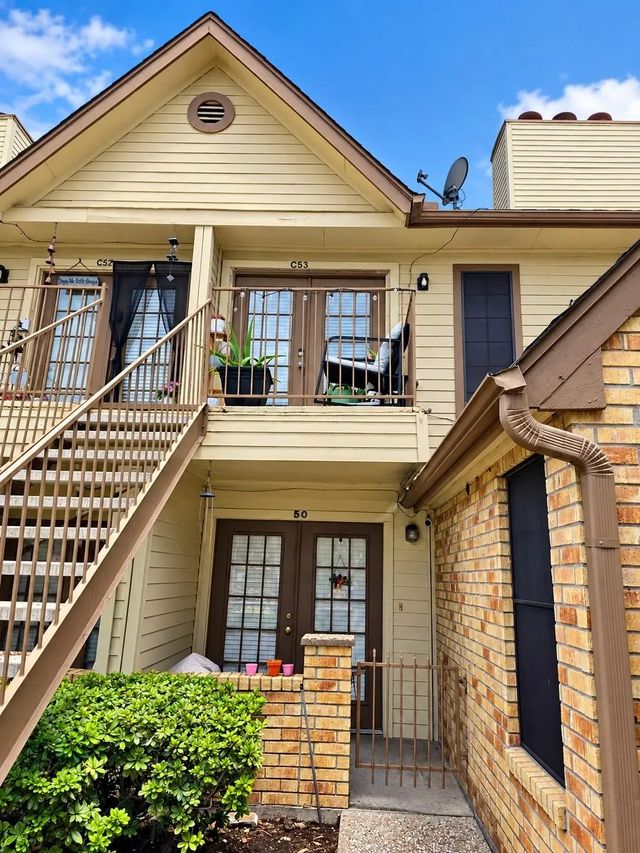 2425 Holly Hall Street 53, Houston