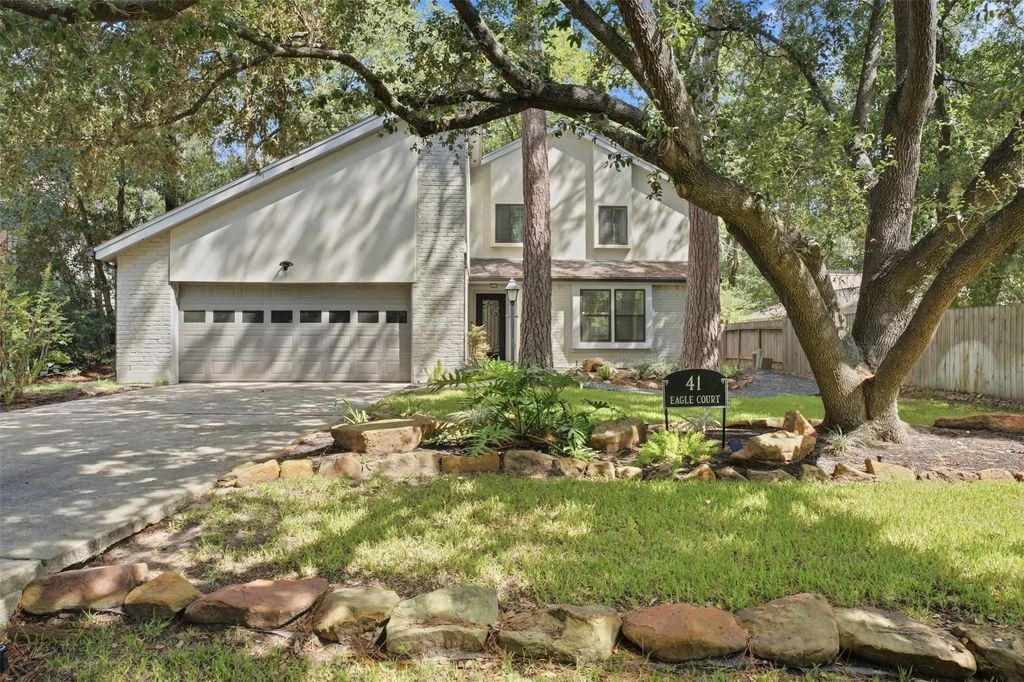 41 Eagle Court, The Woodlands