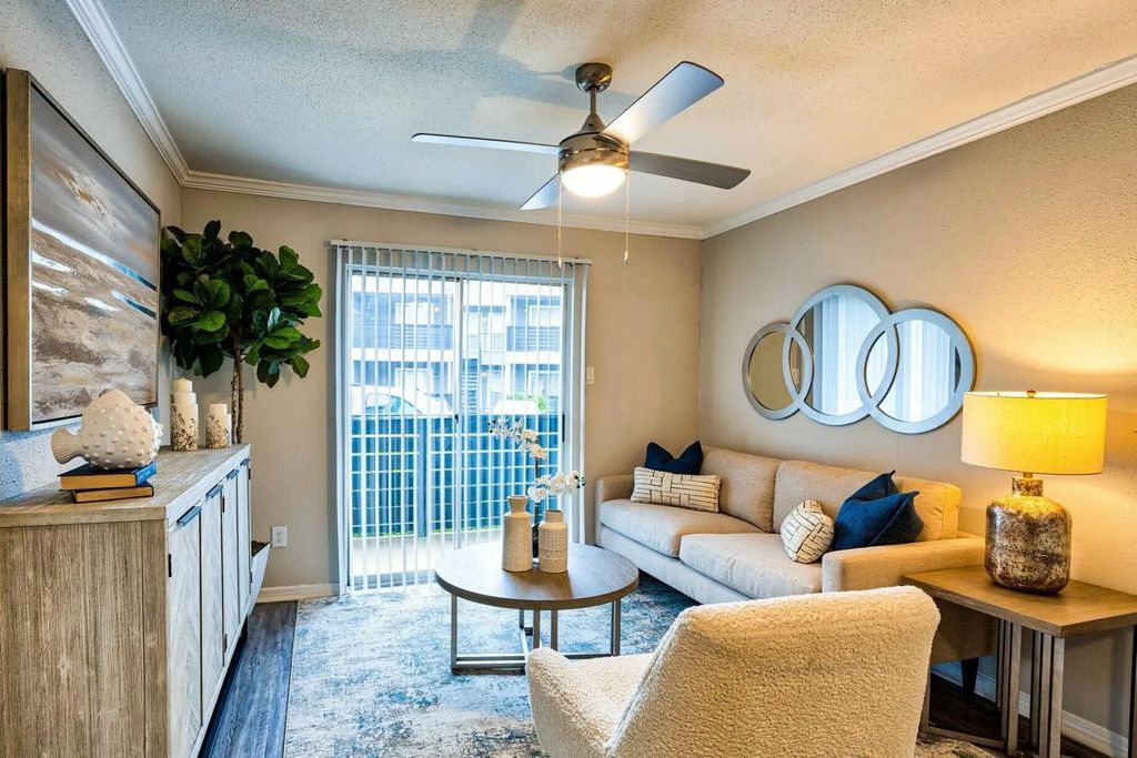 15603 Gulf Freeway 2509, Houston