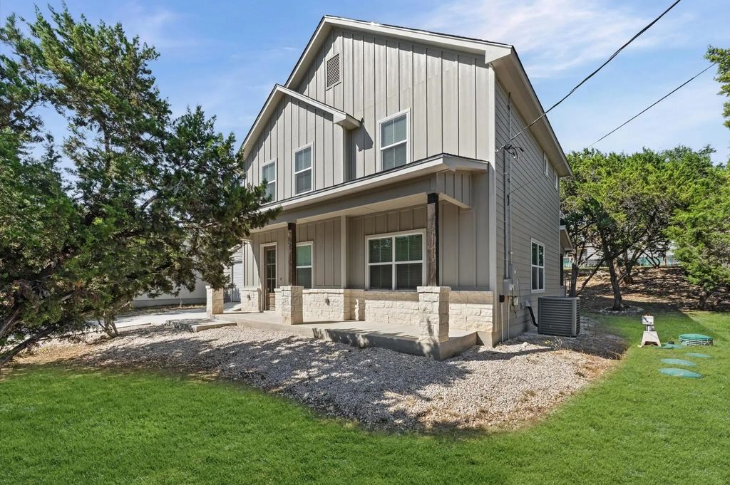 1130 Twin Deer Lane, Canyon Lake