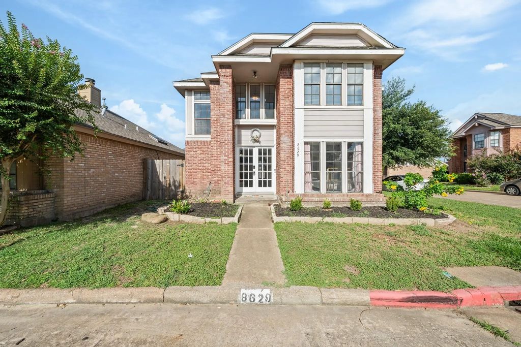 8629 Kinghaven Street, Houston