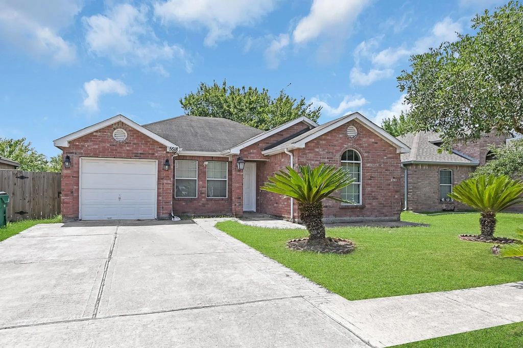 5518 Rio Ramos Street, Rosharon