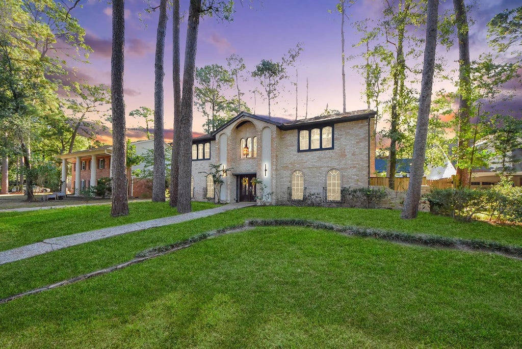 8111 Oak Moss Drive, Spring