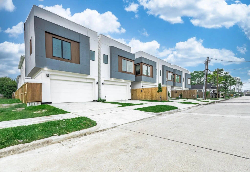 3509 Mcilhenny Street, Houston