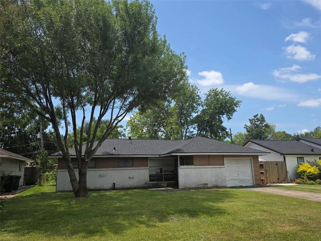 10118 Lafferty Oaks Street, Houston