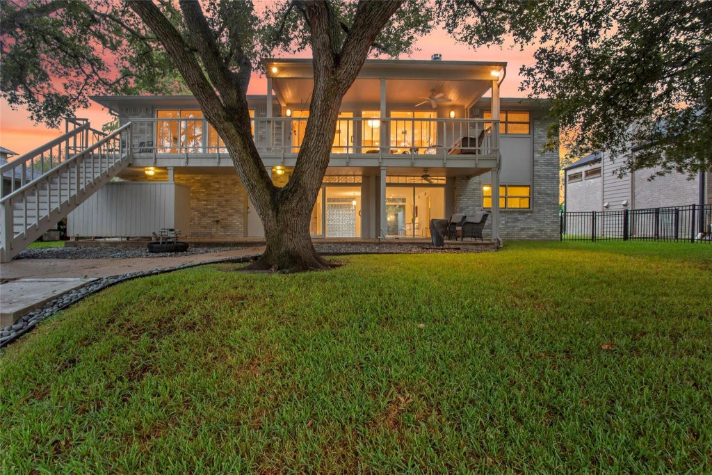 67 Harbor Lane, Kemah