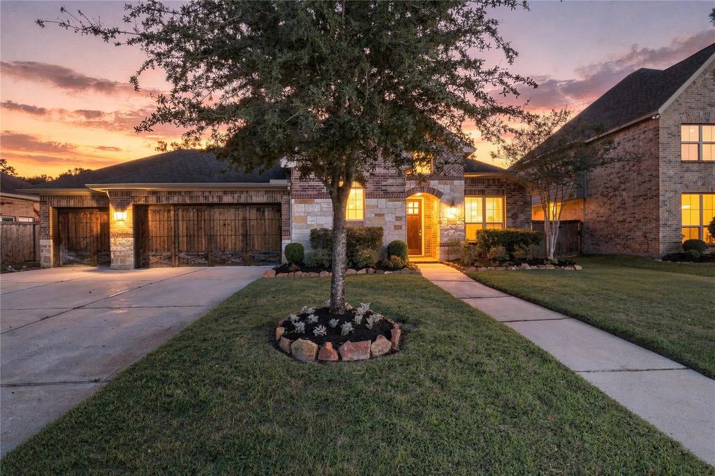 16811 Bornish Hill Court, Humble