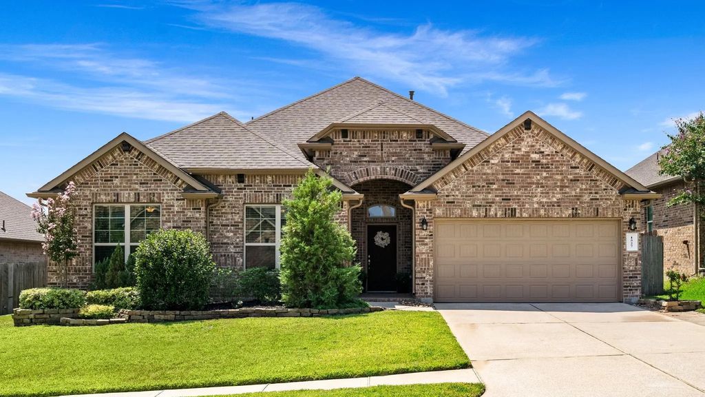 1527 Holly Chase Court, Conroe
