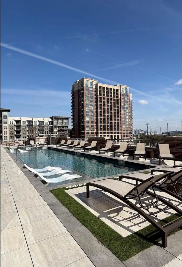 4899 Montrose Boulevard 1707, Houston