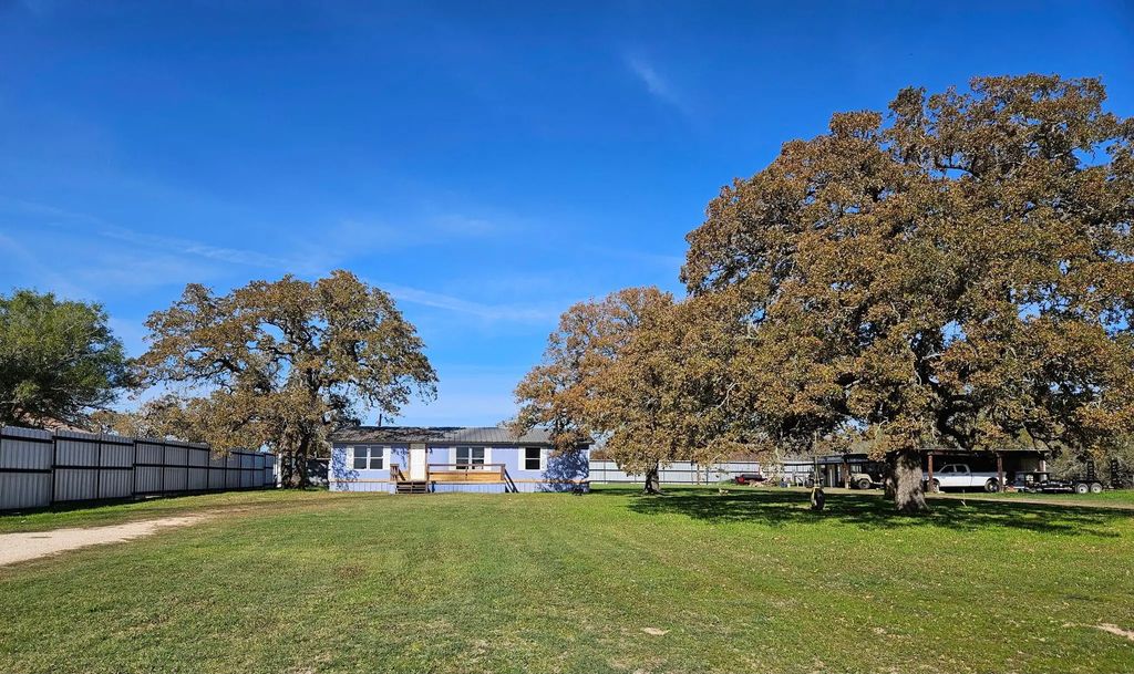 10641 Fm 466, Seguin