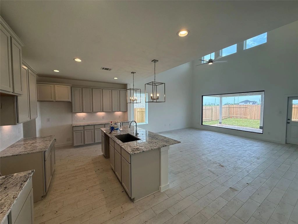 822 Orchard Vale Road, Rosharon