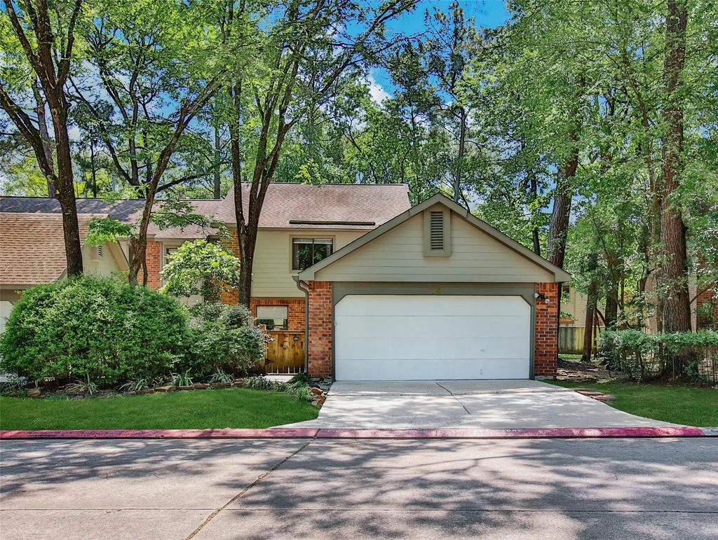 24 W Willowwood Court, Spring