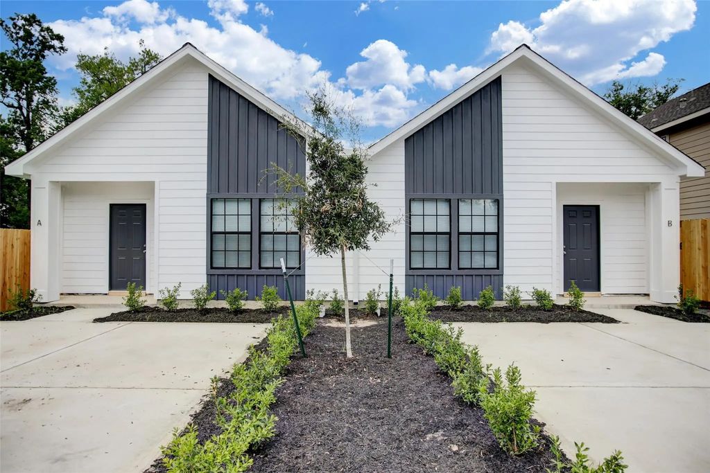 8121 Claiborne Street B, Houston
