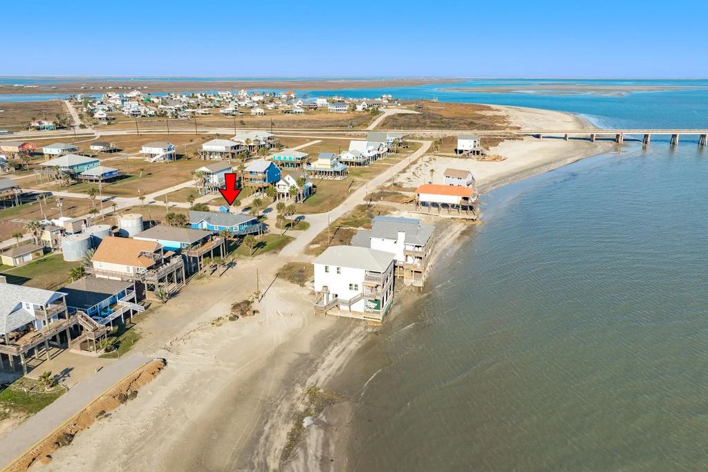 13135 Gulf Beach Drive, Freeport