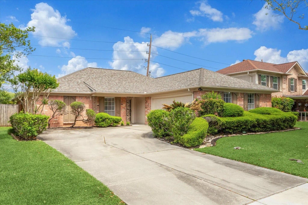 3010 Mesquite Drive Drive, Sugar Land