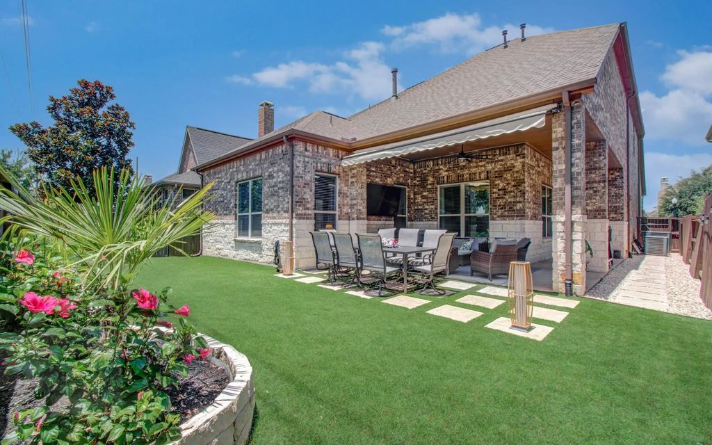 17915 Olde Oaks Estate Court, Cypress