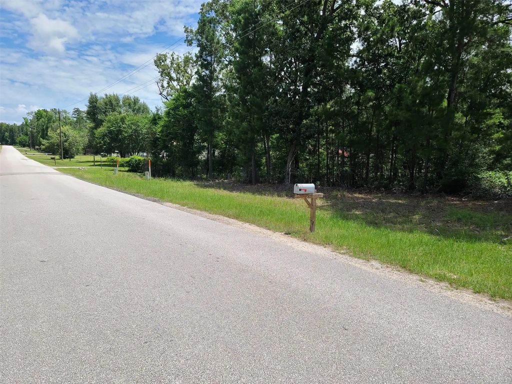 Lakeside Drive, Huntsville