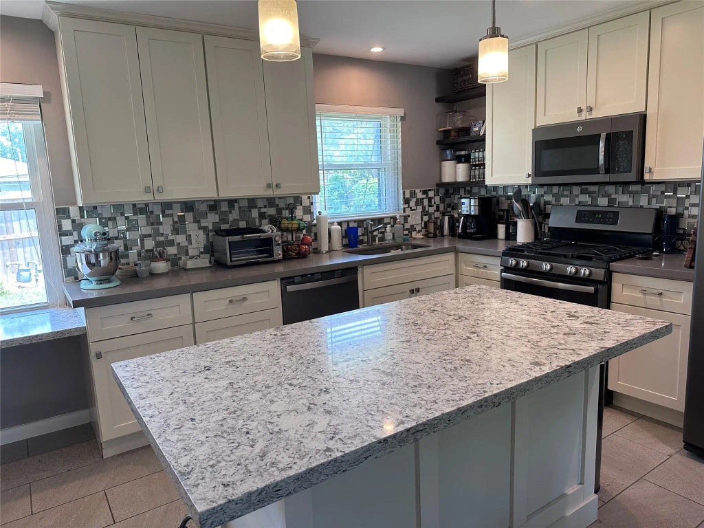 4258 T C Jester Boulevard, Houston