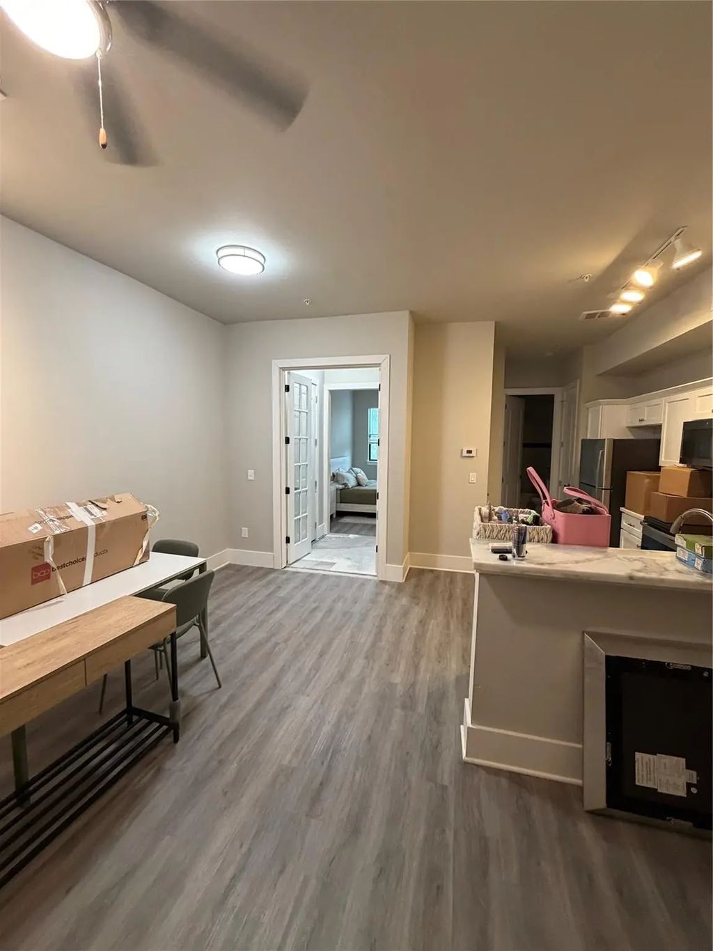 2727 Houston Avenue 210, Houston