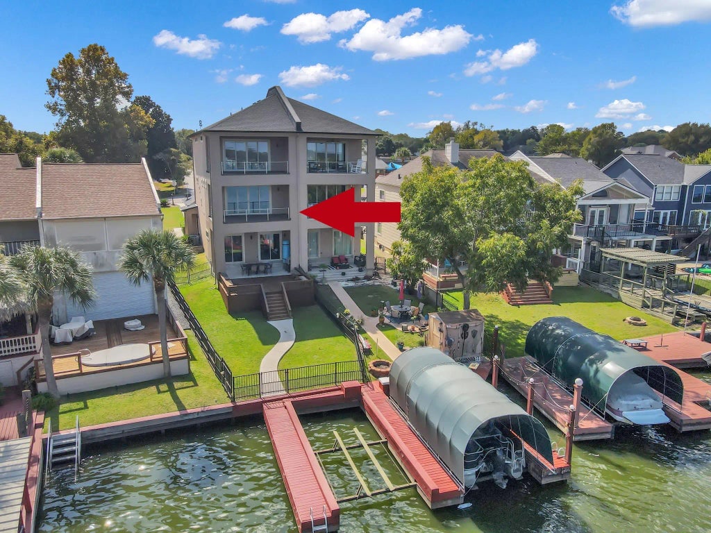 828 Lake View Drive, Montgomery