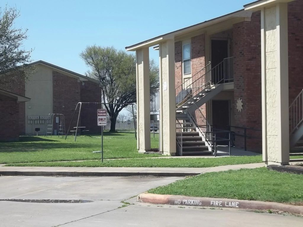 1107 W Whitney Place Drive, Whitney