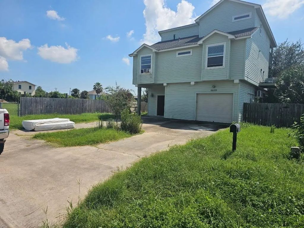 6601 Sidney Street, Galveston