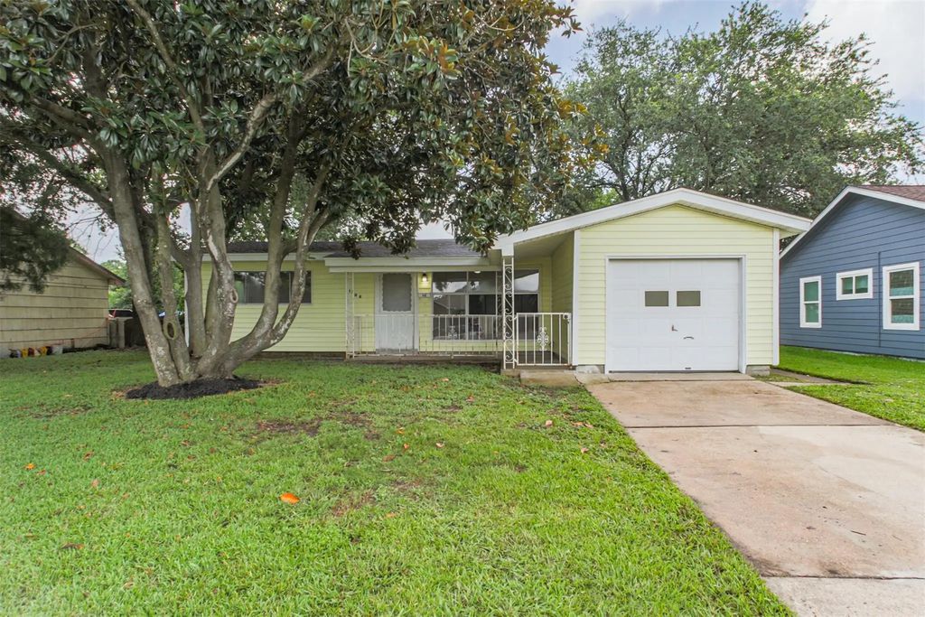 1306 Glencrest Drive, Pasadena